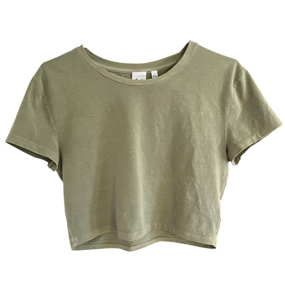 Aritzia TNA Olive Green Cropped T-Shirt